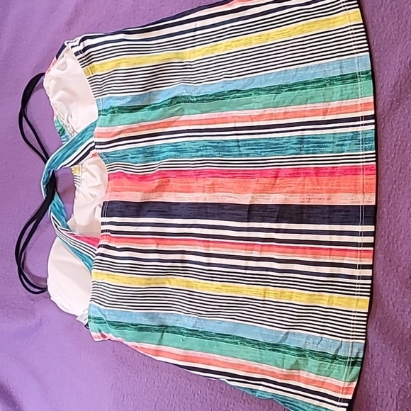 0763. NWTs ~ Big 5 ~ Shelf Bra ~ Removable Pads ~ Large - Picture 2 of 8